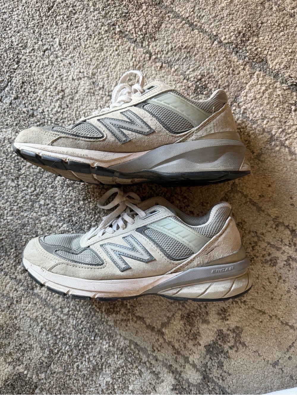 Women’s New Balance 990v5 Grey Sneakers